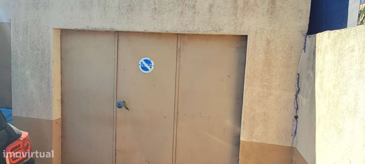 Casa de Habitação com Grande Terreno a 9 minutos da Figueira-9