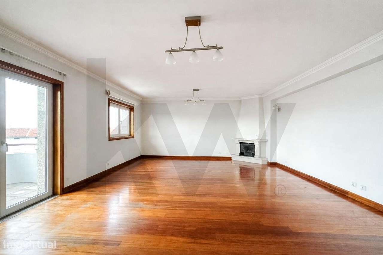 Apartamento T5 Duplex, com 2 Solários e Garagem | Centro de Esgueira – - Grande imagem: 4/29