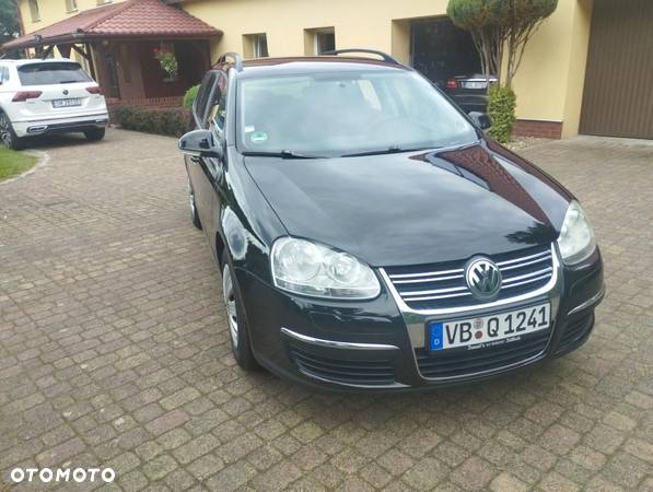 Volkswagen Golf 1.6 Comfortline - 17