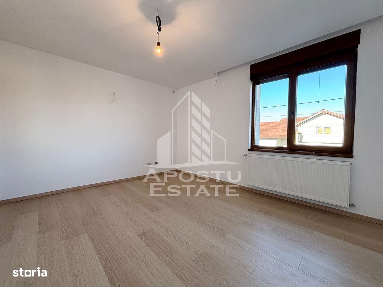 Duplex  cu 4 camere, 3 bai, nemobilata, Dumbravita - Imagine principală: 4/20