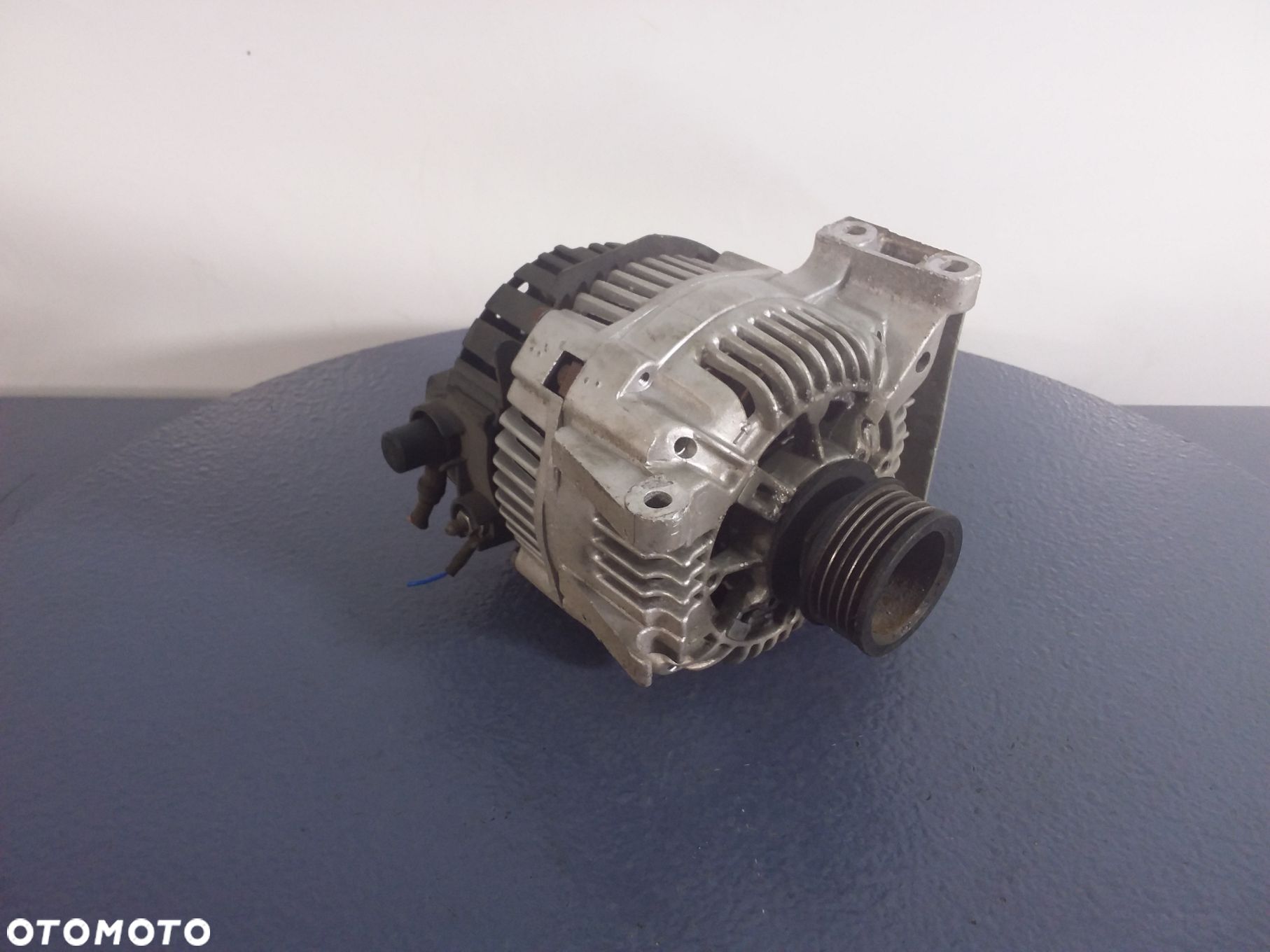 MERCEDES A160 1.6B  ALTERNATOR VALEO - 1