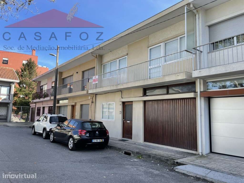 Venda Moradia T6 no Bairro dos Músicos-1