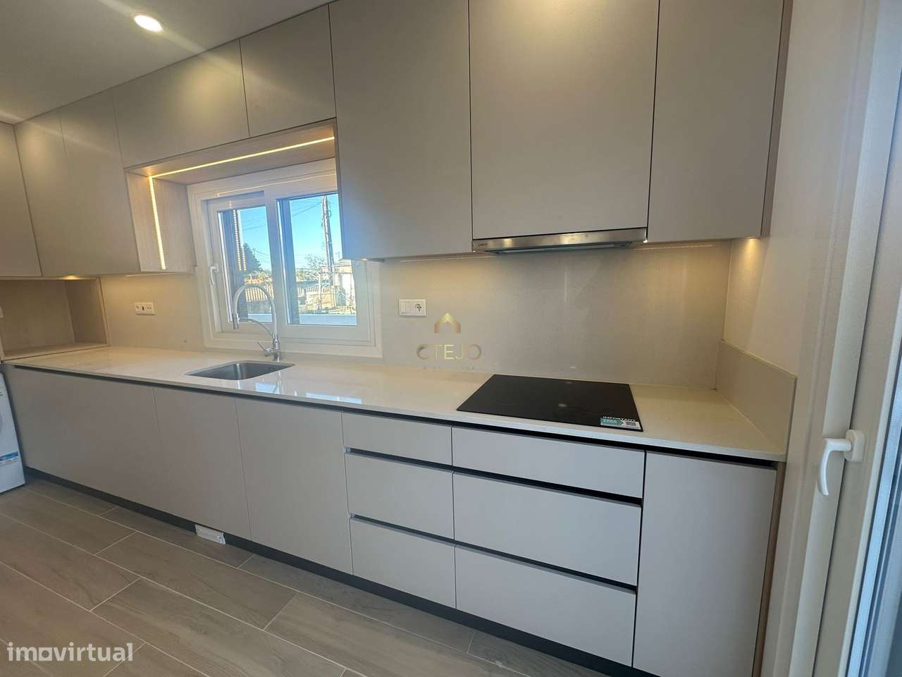 NOVA CONSTRUÇÃO  MORADIA   ISOLADA  T4  MOITA   SETUBAL - Grande imagem: 5/39