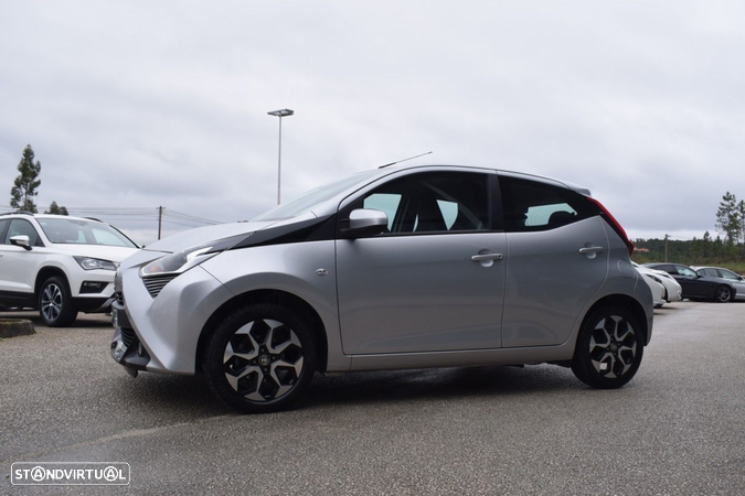 Toyota Aygo 1.0 X-Play Plus - 8