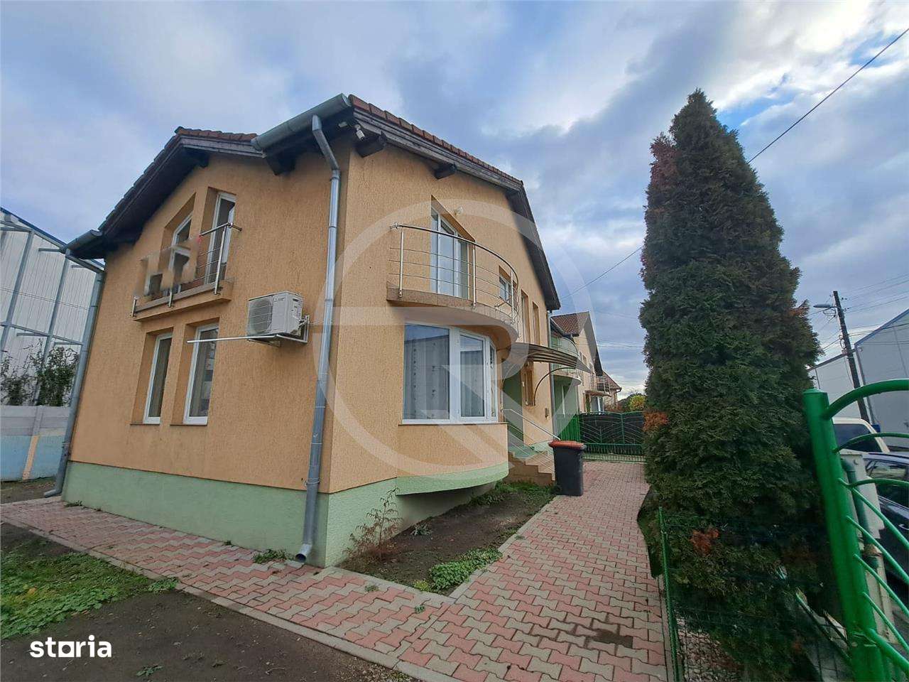 Casa Tip Duplex, 150 mp utili, situata in cartierul Someseni! - Imagine principală: 1/11