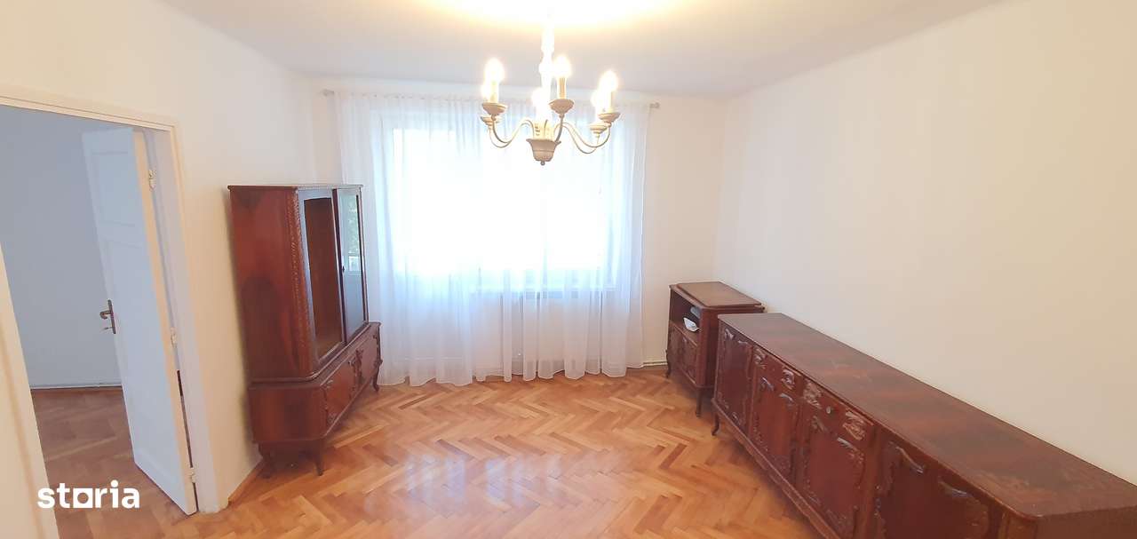 Vand apartament de 3 camere,etaj 1,zona Calea Dumbravii -Dioda-0