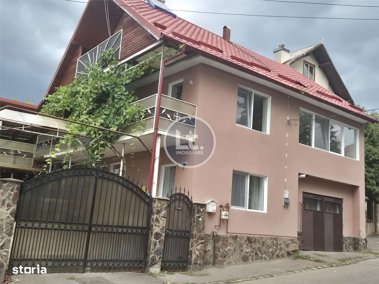 Casa DE VANZARE , Reghin - Imagine principală: 1/3
