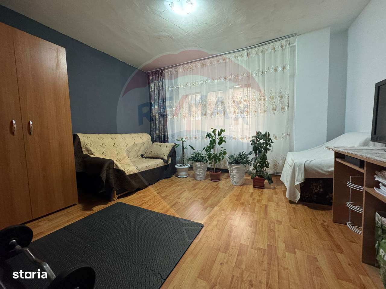 Apartament  cu 3 camere de vanzare 1 Mai - Imagine principală: 5/9