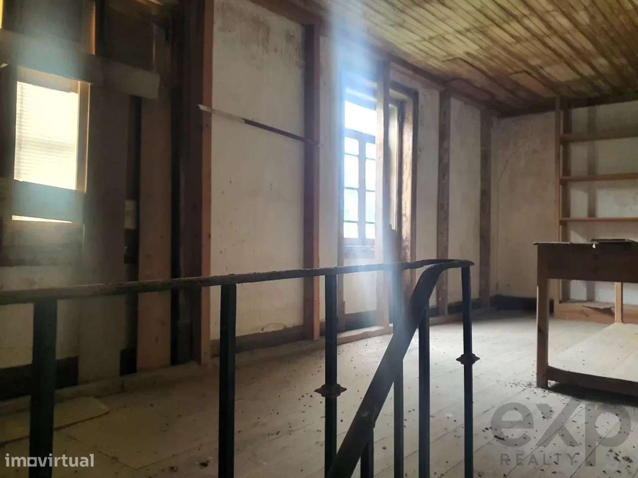 Casa ampla de dois andares para armazém e escritório - Grande imagem: 4/15