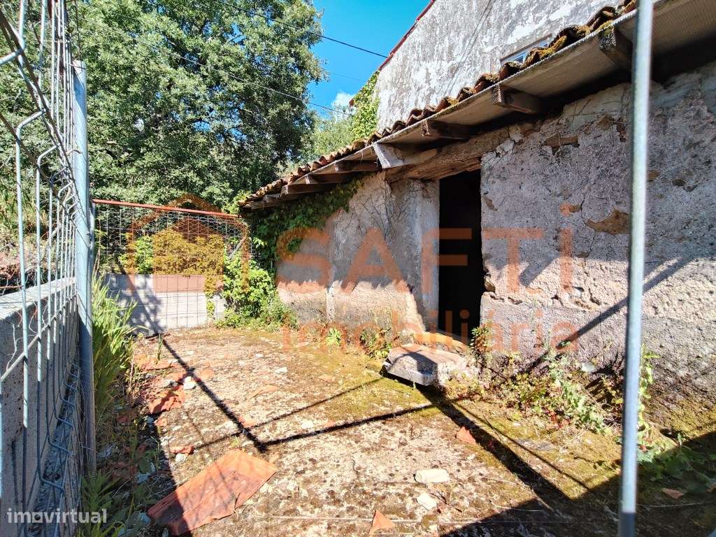 MORADIA T2 COM ANEXOS, POÇO, TANQUE DE REGA E E TERRENO DE CULTIVO.-24