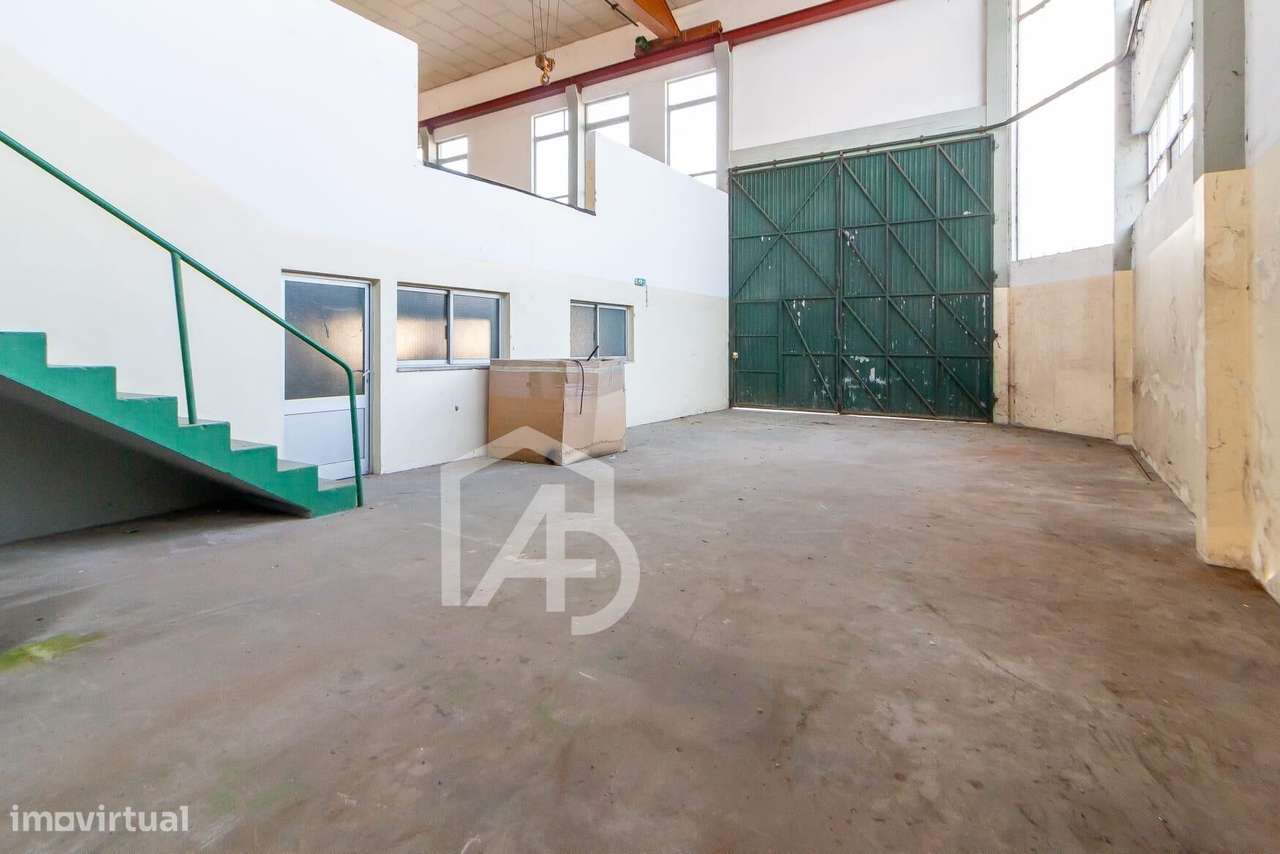 Prédio com potencial de reabilitação – Pernelhas, Leiria-41