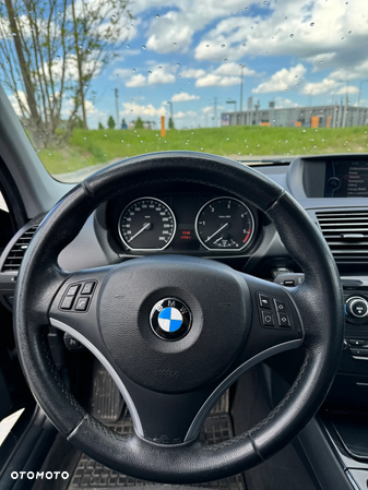 BMW Seria 1 120d - 9