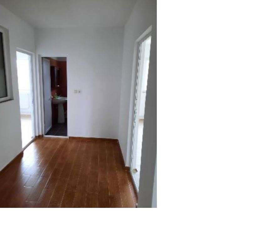 Casa 4 Camere,Gruiu,2012,teren 885mp,2 bai,terasa,toate utilitatile-4