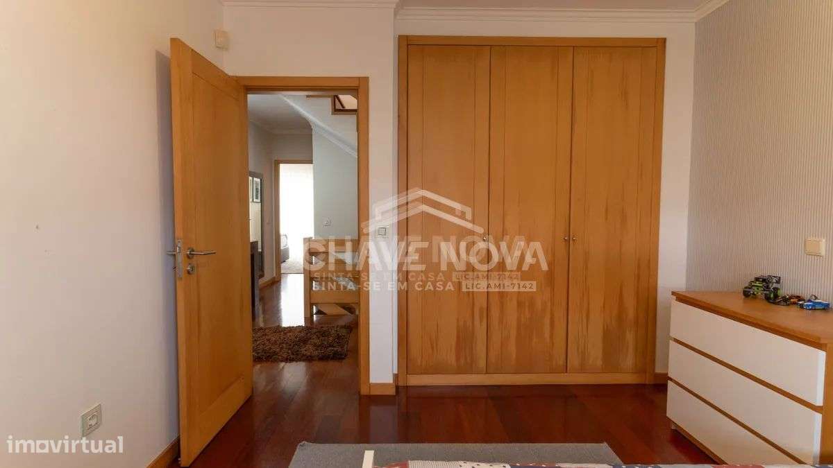 PS - Moradia T4+1 com jardim e possibilidade de piscina Gulpilhares-22