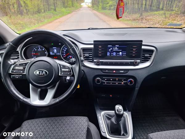 Kia Ceed 1.6 CRDi mHEV L - 9