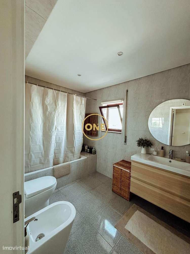 Apartamento T2 no centro de Valongo-11