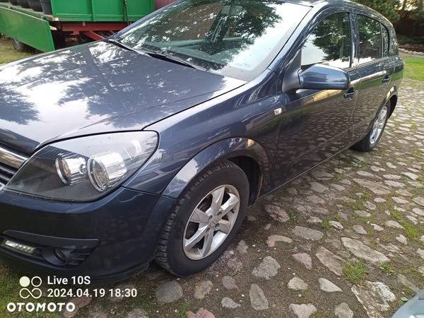 Opel Astra III 1.6 Cosmo - 12