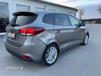 Kia Carens 1.6 GDI Dream-Team Edition - 9