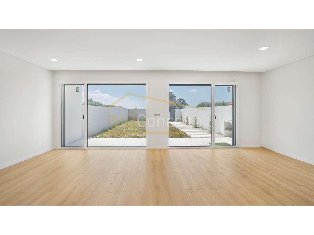 MORADIA T4 EM CONDOMINIO FECHADO - ENTRONCAMENTO - Grande imagem: 5/47