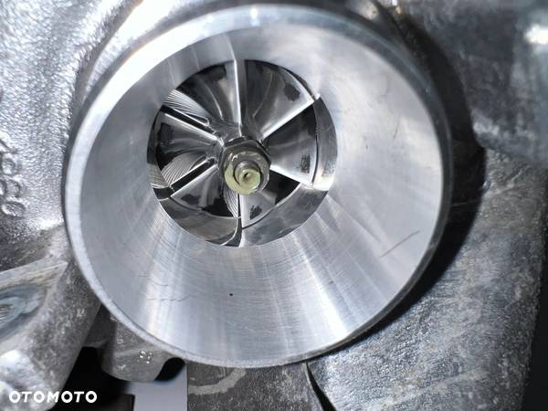 Audi Vw 1,6TDi turbina 03L253016H - 5