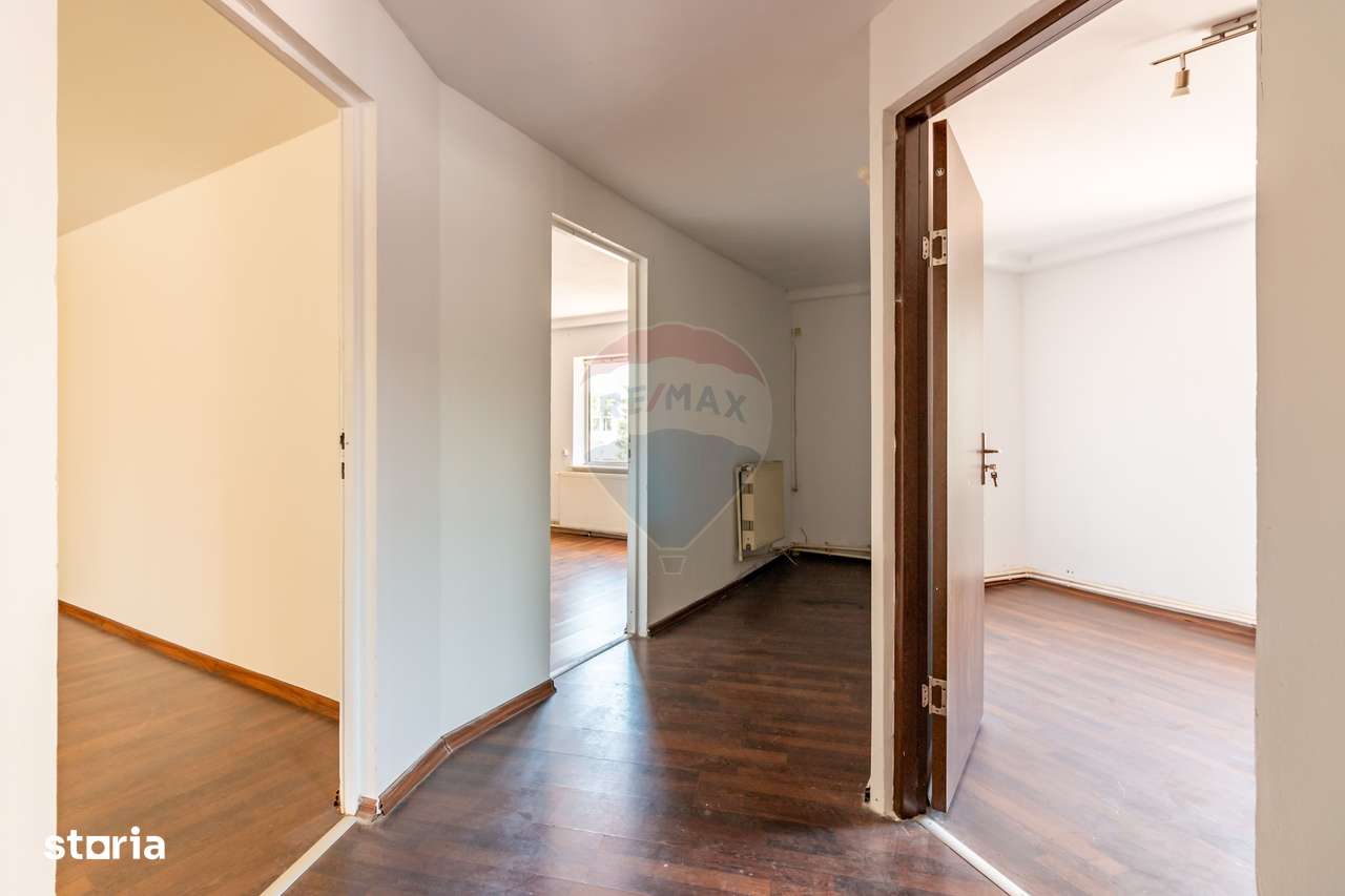 Casă / Vilă în zona Calea Calarasilor, ideal investitie, 6xparcare-14