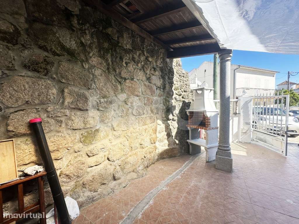 Moradia T1 com Logradouro-13