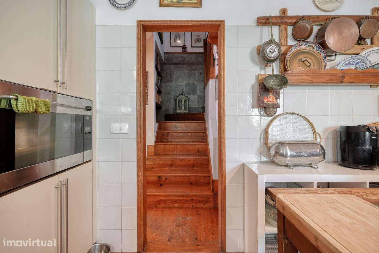 Casa com jardim no coração histórico de Sintra-6