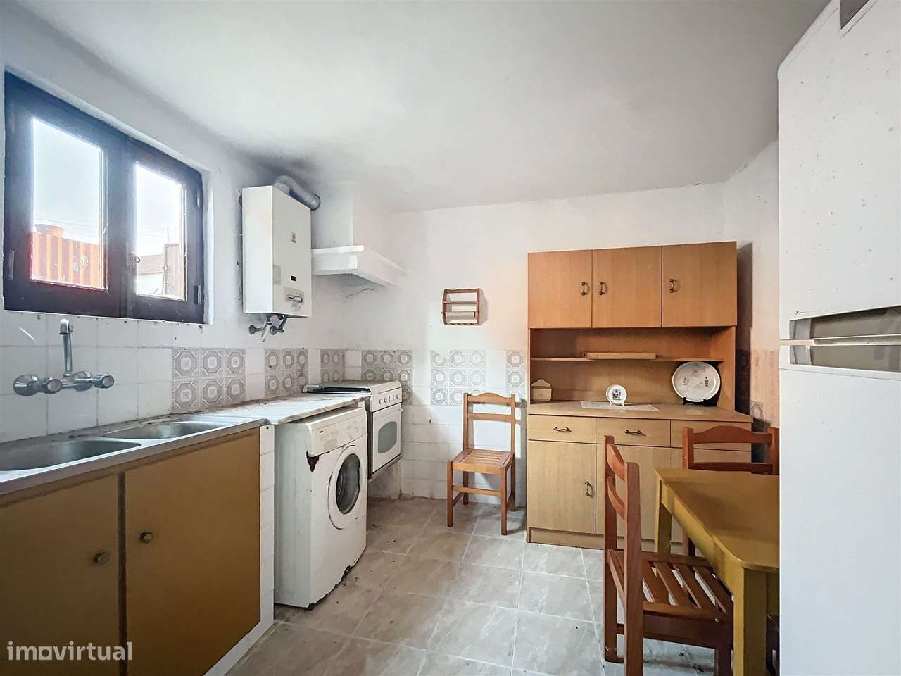 Conjunto de casas rústicas para reabilitar-5