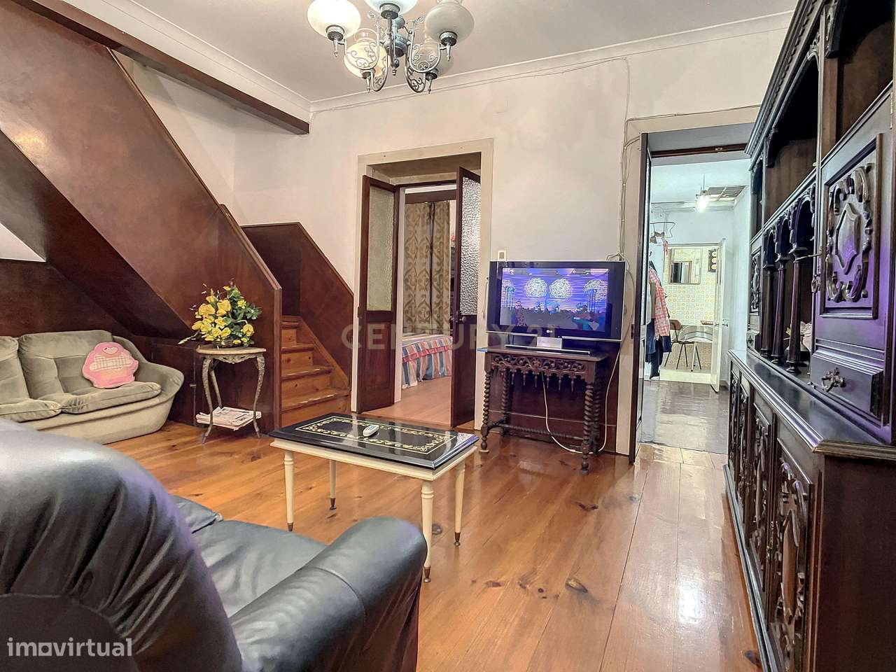 Excelente moradia localizada no coração de Angra do Heroísmo cidade pa - Grande imagem: 4/31