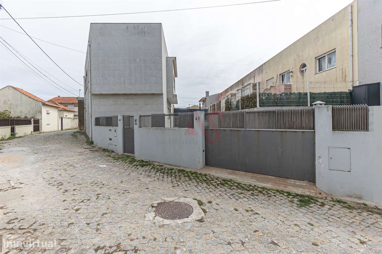 Moradia T3 de LUXO a poucos minutos do Centro de Matosinhos – Espaço, - Grande imagem: 4/41