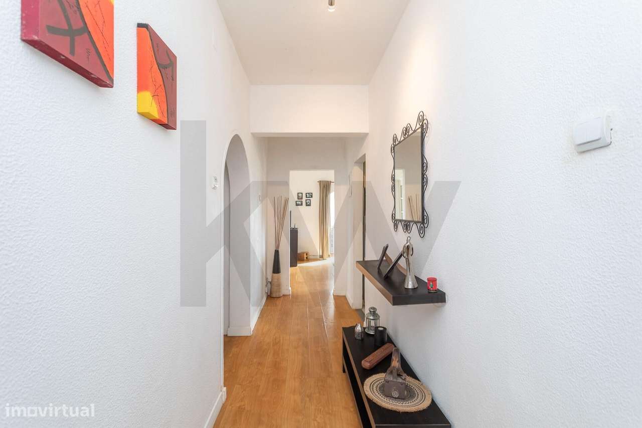 T1 em Queluz com Vista Desafogada e Excelente Localização - Grande imagem: 4/19