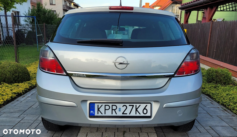 Opel Astra - 4