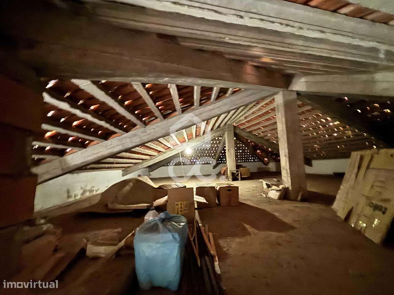 Moradia com 4 quartos no centro da cidade com garagem-38