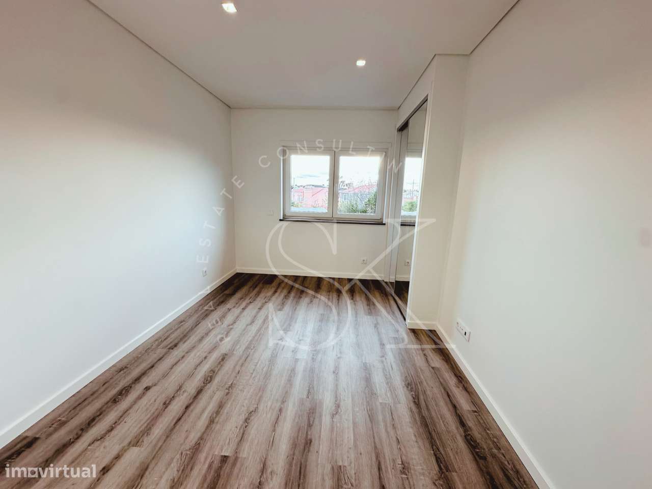 Moradia T3 totalmente renovada-28