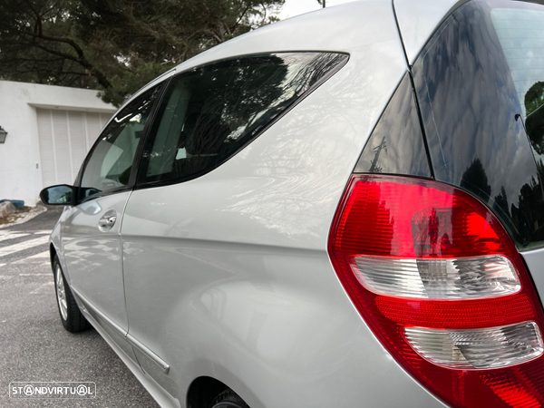 Mercedes-Benz A 150 Coupé Elegance - 9