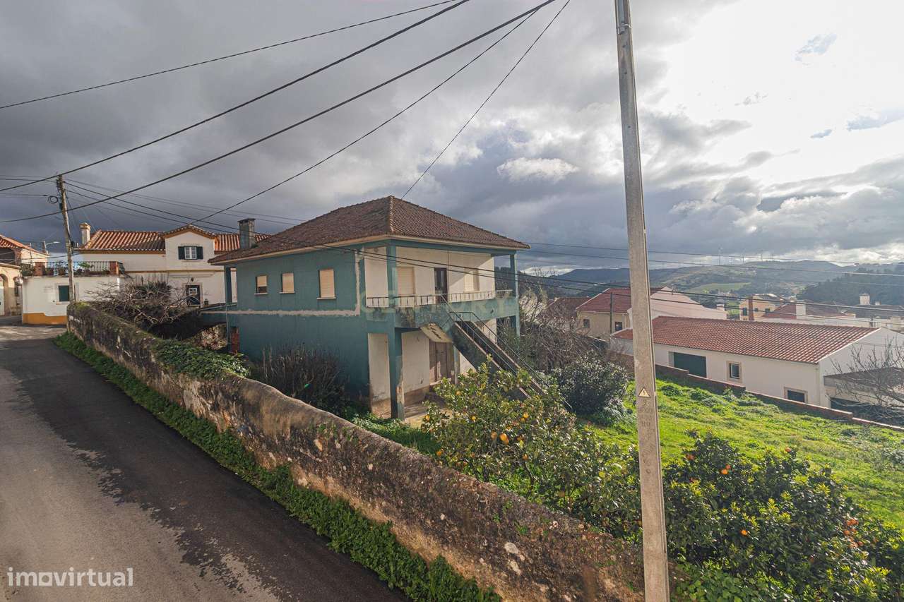 Casa T3 em Santa Maria, Torres Vedras - Oportunidade Única!-32