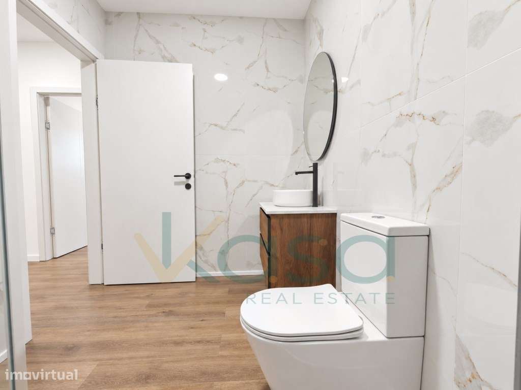 T2 totalmente remodelado e equipado no Lavradio | 83 m² | 265.500 €-16
