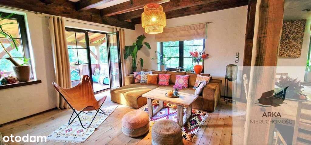 Urokliwy dom z duszą i dużą działką-1