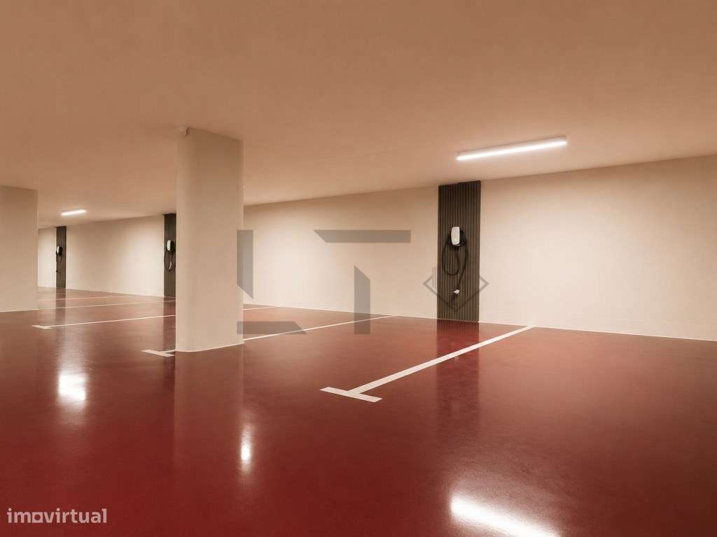 Moradia T5 em Banda com Condominio com Piscina para Venda em Carcav...-46