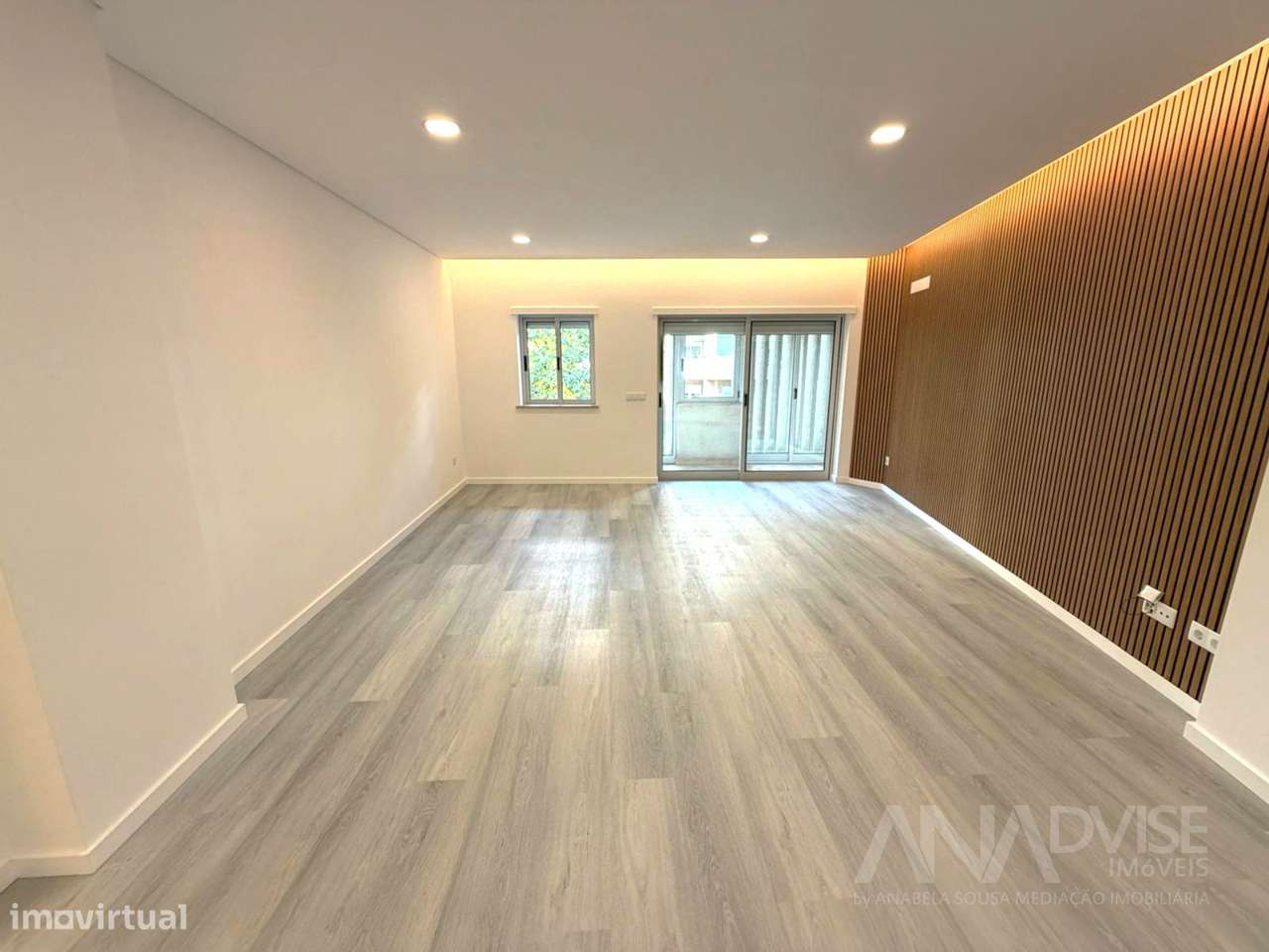 Apartamento T3 Venda em Viseu,Viseu - Grande imagem: 1/17