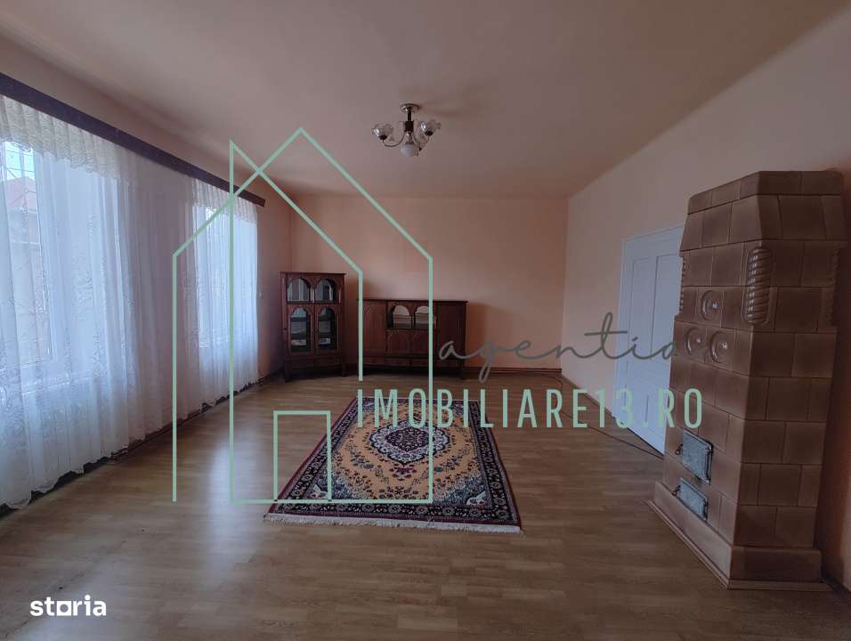 De vanzare apartament la Vila Saseasca, 3 camere, garaj si 491mp teren - Imagine principală: 5/15