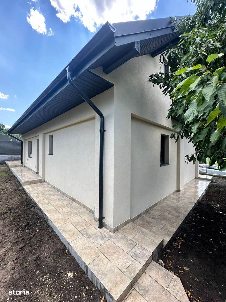 Casa cu 4 camere Vladiceni-7