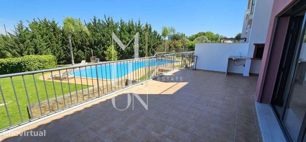 Moradia condomínio privado com piscina em Albufeira-11