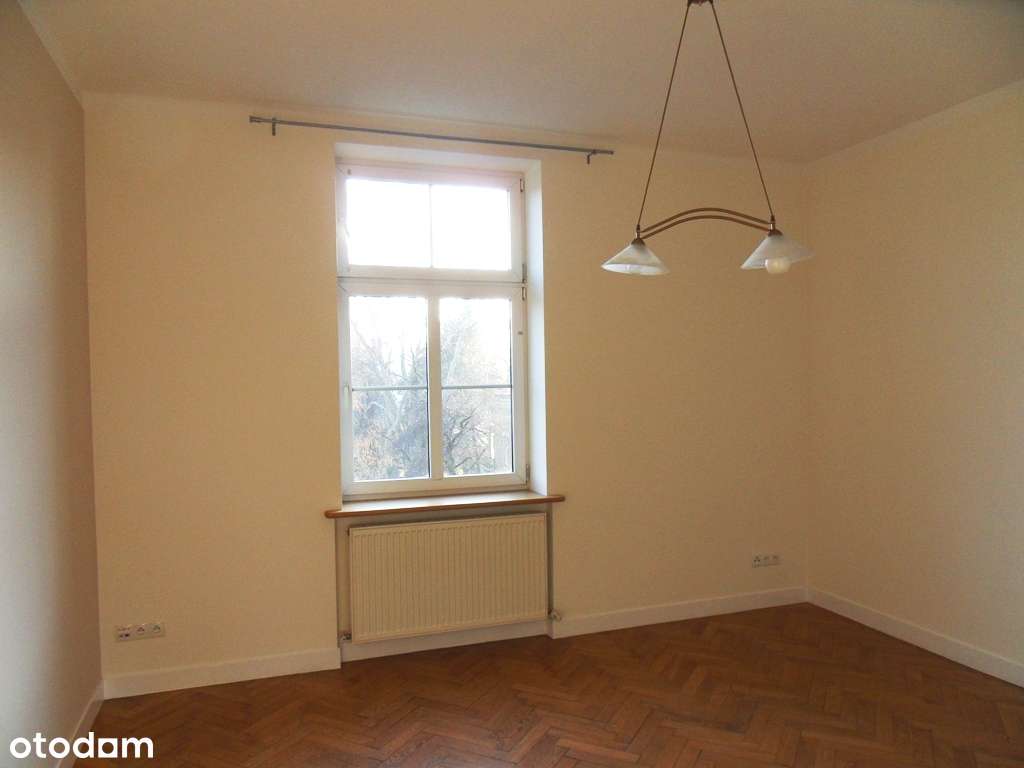 Do sprzedania mieszkanie o pow. 68 m kw. w centrum.-2