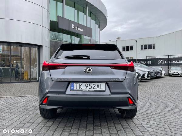 Lexus UX - 7