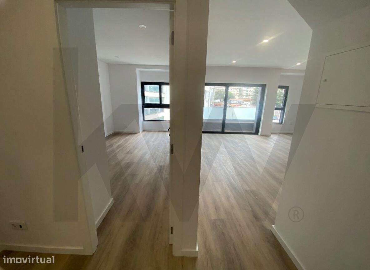 T2 com Excelente Localização no Centro de Faro - Grande imagem: 3/24