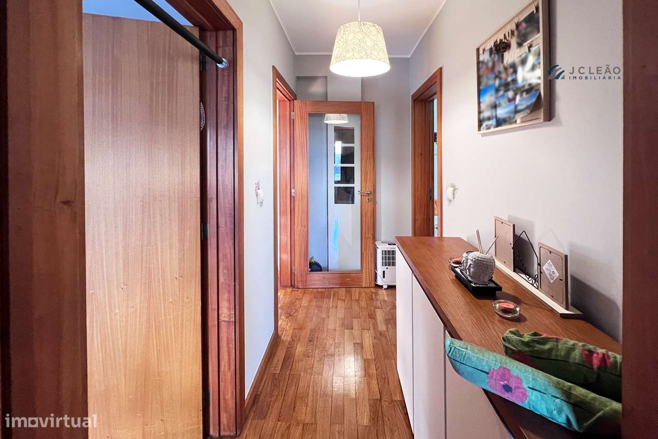 Apartamento T2 com Exposição Solar Nascente/Poente - Moreira da Maia-1