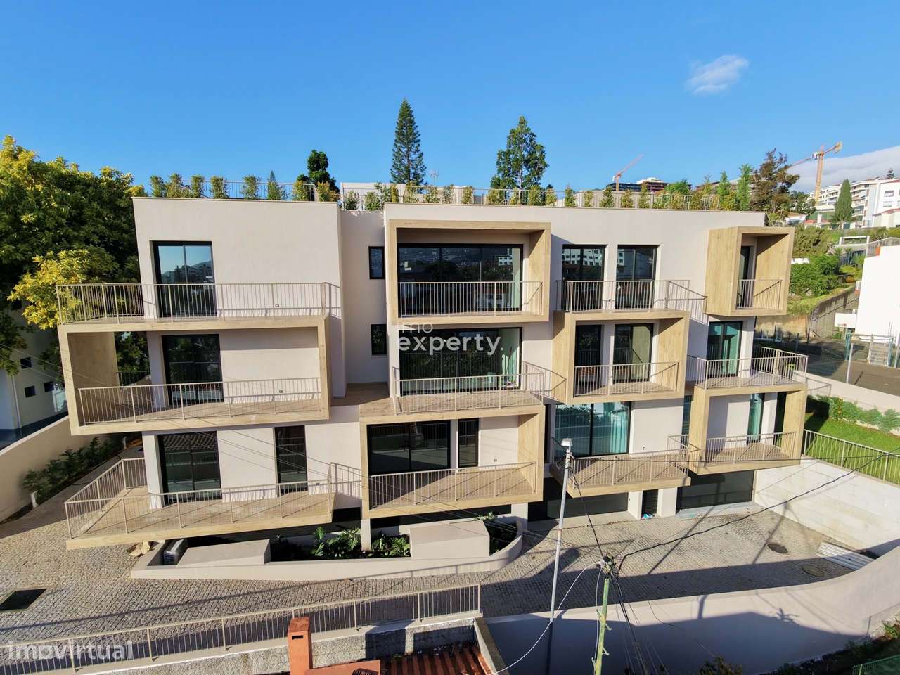 Apartamento T2 na Quintinha da Fé, Funchal - Grande imagem: 3/13