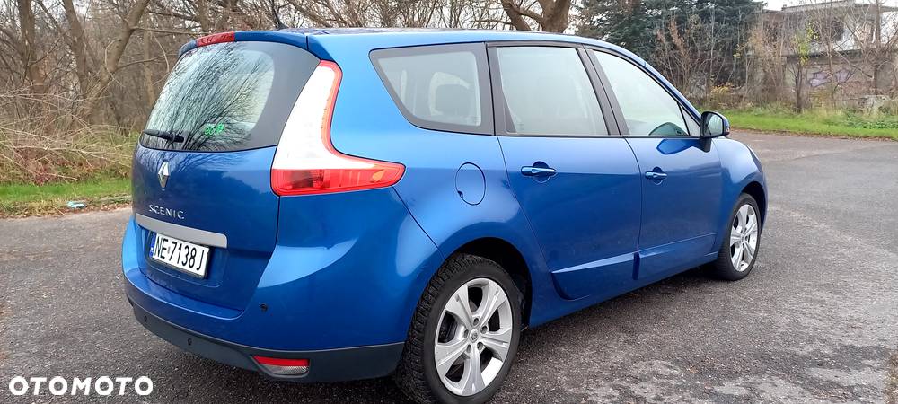 Renault Grand Scenic - 28