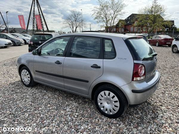 Volkswagen Polo 1.4 16V Trendline - 5